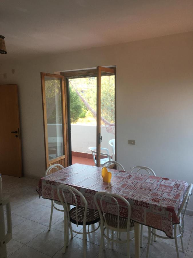 Casa Vacanza Maria Antonieta มารีนาดีกาเมโรตา ภายนอก รูปภาพ