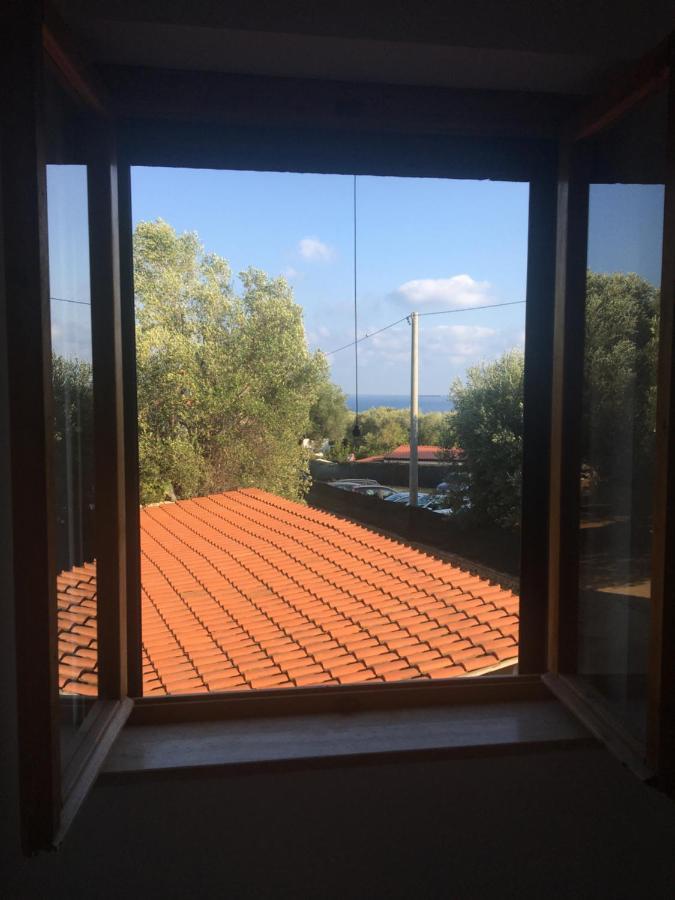 Casa Vacanza Maria Antonieta มารีนาดีกาเมโรตา ภายนอก รูปภาพ