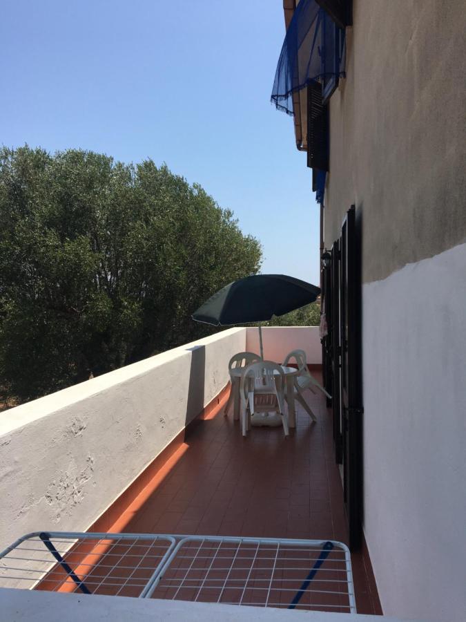 Casa Vacanza Maria Antonieta มารีนาดีกาเมโรตา ภายนอก รูปภาพ