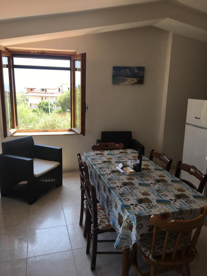 Casa Vacanza Maria Antonieta มารีนาดีกาเมโรตา ภายนอก รูปภาพ