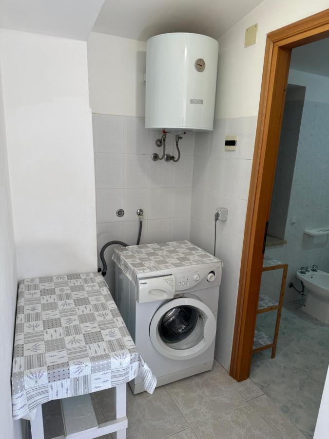 Casa Vacanza Maria Antonieta มารีนาดีกาเมโรตา ภายนอก รูปภาพ